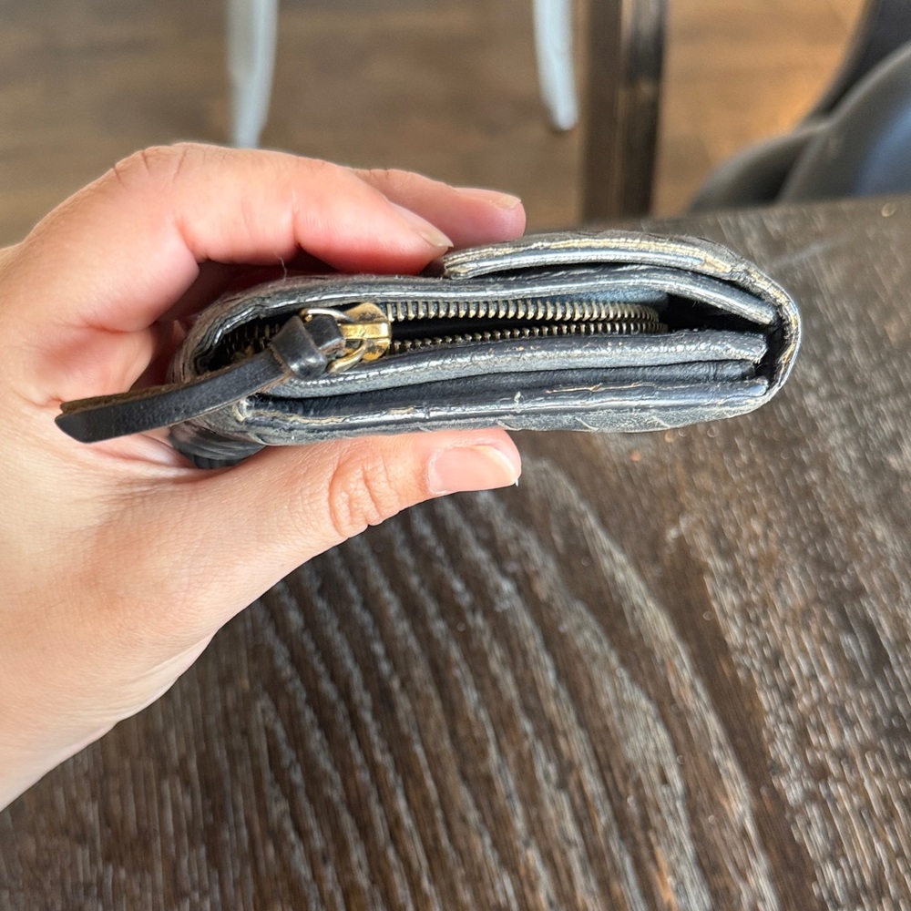 Bottega Veneta Dark Woven Leather Wallet - Picture 6 of 7